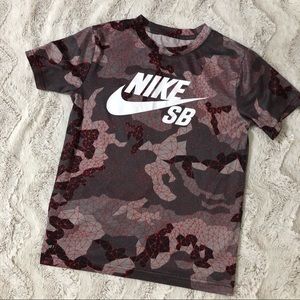 Nike Dri-fit T-shirt - YM